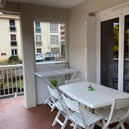 Apartment F3 Lumineux Avec Terrasse, Garage, Clim Et Ascenseur A 500m Du Centre Et 800m Des Thermes - Fr-1-703-85 Amelie-les-Bains-Palalda